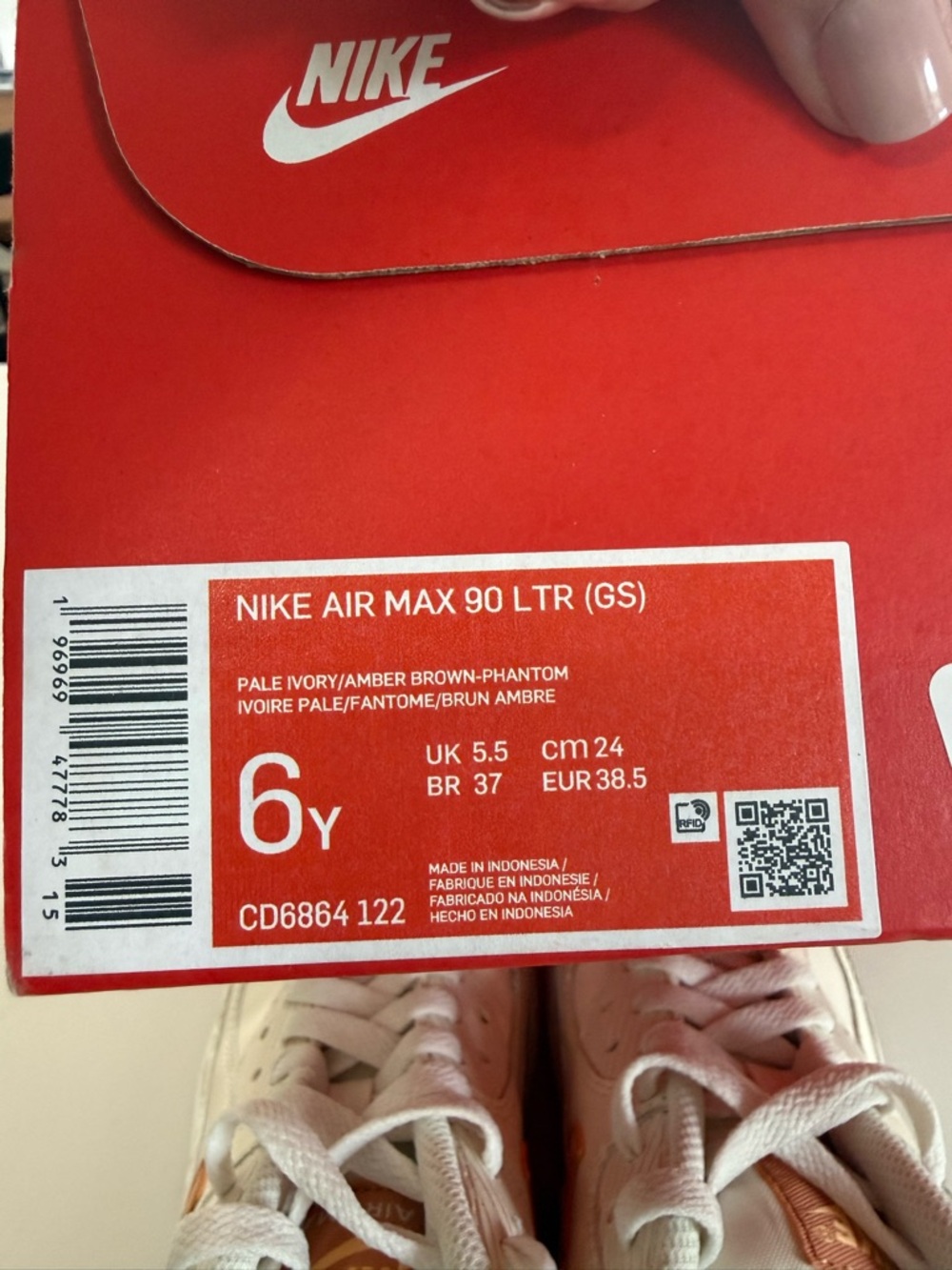 Nike Air Max 90 Leather 'Pale Ivory Honeydew' - Picture 6 of 6